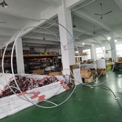 展覧会の表示展示会の掛かる印60inの上の先を細くされた円の折り畳み式の破裂音